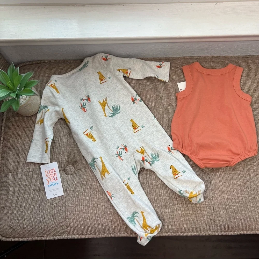 Cat & Jack Size NB  Baby Boy Short Sleeve One Piece Romper & Baby  Footed Pajama